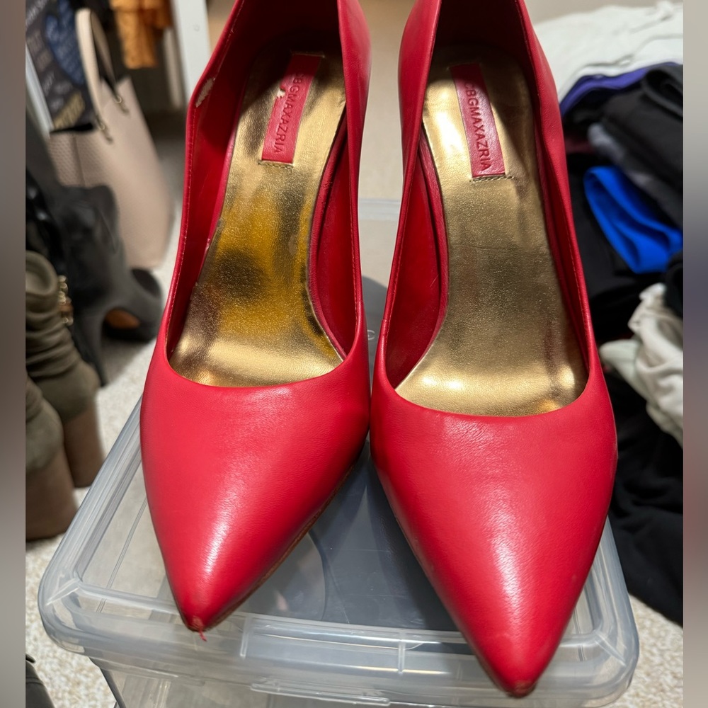 BCBG heels